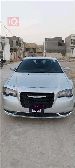 كرايسلر 300